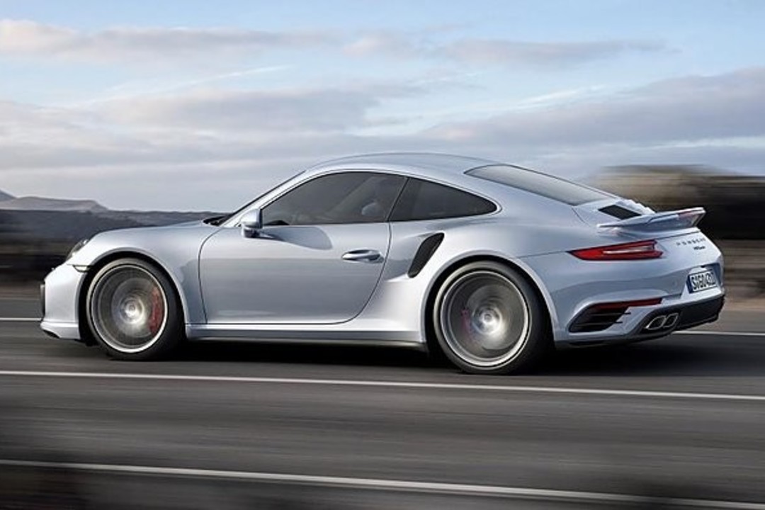„Porsche“ pristatė galingiausius „911 Turbo“ ir „911 Turbo