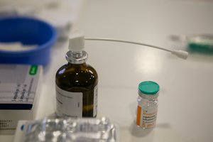 Kauno klinikose per klaidą 16-metei vietoje vaistų sulašintas žaizdų dezinfekcinis skystis