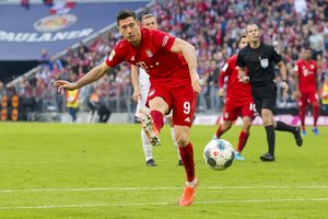Vokietijos lygoje – „Bayern“ bandymas išsiveržti į priekį