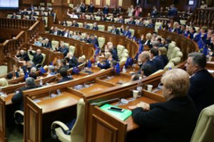  Moldovos parlamentas patvirtino naują vyriausybės sudėtį