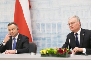 Lietuvos ir Lenkijos prezidentai skatina neskaldyti NATO, aptarė ir Baltarusiją