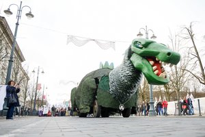 Vilniaus universiteto streikas sutrukdė į parodą atvykti FIDI drakonui