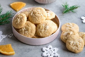 Norvegiški apelsinų skonio kalėdiniai sviestiniai sausainiai