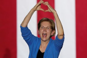 Demokratė senatorė E. Warren traukiasi iš JAV prezidento rinkimų kampanijos