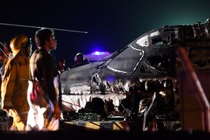 Maniloje sprogus privačiam lėktuvui žuvo aštuoni žmonės
