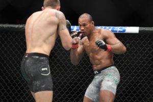 Brazilijos kovotojo testas teigiamas, bet ilgai lauktas UFC turnyras vistiek įvyks Floridoje