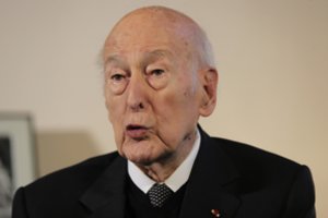 Prancūzija tirs eksprezidento V. Giscard'o d'Estaing'o įtariamą lytinį priekabiavimą