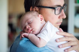 Pogimdyvine depresija serga ir tėčiai: jos padarinius vaikai gali jausti visą gyvenimą