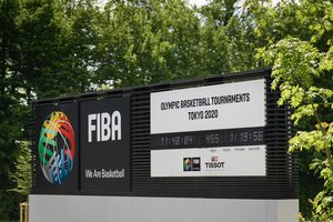 FIBA parengė planą, kaip saugiai grįžti į krepšinio aikštes
