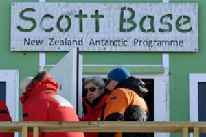 Naujoji Zelandija apribos tyrimus Antarktidoje, siekdama apsaugoti ją nuo COVID-19