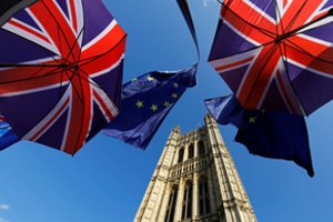 ES tikisi susitarti dėl būsimų santykių su Jungtine Karalyste, nepaisydama stringančių derybų