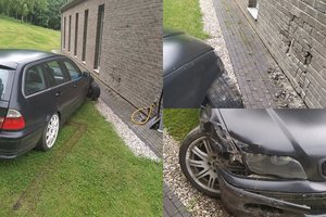 Jai tai kainuos nemenkai: beteisė vairuotoja Klaipėdos r. nedraustu BMW trenkėsi į svetimo namo sieną