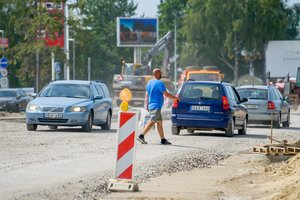 Ministerija priekaištauja Kelių direkcijai dėl remontuojamų kelių sąrašo sudarymo 