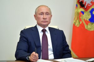 V. Putinas: nauja Rusijos konstitucija įsigalios šeštadienį