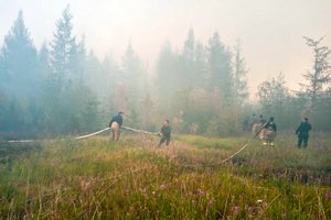 Ugnis Sibire siaučia nevaldomai – liepsnoja beveik 300 gaisrų 