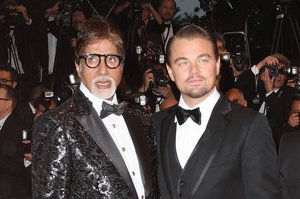 77-erių Bolivudo superžvaigždei A. Bachchanui diagnozuotas koronavirusas: užsikrėtė ir jo sūnus