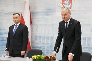 Lenkijos žiniasklaida: A. Duda G. Nausėdą laiko asmeniniu sąjungininku