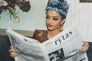 Bolivudo superžvaigždė, buvusi „Mis Pasaulis“  Aishwarya Rai dėl koronaviruso paguldyta į ligoninę