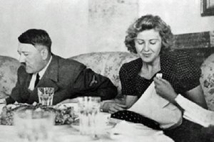 Tikra Hitlerio maisto ragautojos istorija: ką jauti valgydama maistą, kuris gali būti užnuodytas