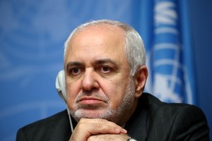 Irano ir JAE užsienio reikalų ministrai aptarė COVID-19 protrūkį regione 