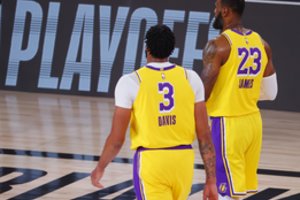 Nesustabdomi „Lakers“ lyderiai nepaliko vilčių „Blazers“ ekipai