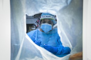 PSO paskelbė įspėjimą: mirčių nuo koronaviruso gali padaugėti iki 2 milijonų