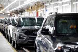 „Ford“ atšaukia daugiau nei 700 tūkst. automobilių – išsiaiškino, kur defektas 