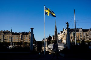 Savotišką eksperimentą vykdanti Švedija įspėjo savo gyventojus: atvejų skaičius padidėjo 70 procentų