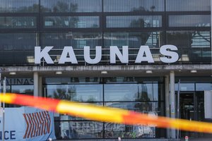 Svarsto laikinai uždaryti Kauno oro uostą, viena šalis tokį žingsnį jau žengė