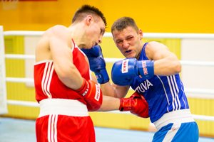 Lietuvos bokso čempionate – neįtikėtinas rekordas ir staigmena supersunkiasvorių kovoje