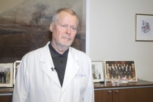 Medikai sveikina metų kardiologu išrinktą profesorių A. Laucevičių: „Mums didžiulė garbė dirbti su tokiu žmogumi“