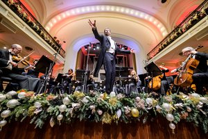Nacionalinė filharmonija kviečia šventes sutikti su muzika