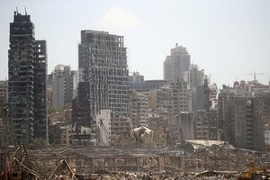 Sprogimo Beiruto uoste atgarsiai nerimsta: įtaria, kad chemikalai buvo skirti sprogmenims gaminti