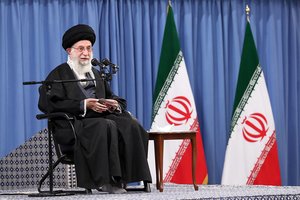 Iranas: tik JAV panaikinus sankcijas Teheranas vėl laikysis susitarimo