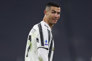 „Juventus“ ekipa netikėtai krito Neapolyje