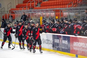 Pagirtinai Elektrėnų derbyje kovojusi „Energija Hockey – HC Klaipėda“ sezoną užbaigė be taškų