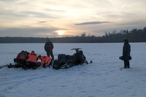 Pasivažinėjimas ką tik įsigytu sniego motociklu šiauliečiui baigėsi liūdnai