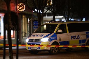 Švedijoje per įtariamą teroristinį išpuolį subadyti 8 žmonės