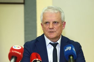 Pokyčiai prezidento sveikatos ekspertų taryboje: suspenduotas teisėsaugos įtarimų sulaukęs Šiaulių ligoninės direktorius