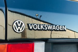 Pokyčiai „Volkswagen“ koncerne: apie 5 tūkst. darbuotojų liks be darbo