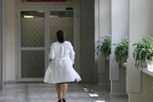 Įtarimų sulaukė jau devyni Molėtų ligoninės darbuotojai, direktorius – nušalintas