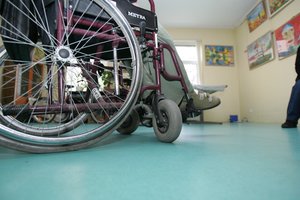 Valdžia žada paramą, įdarbinant neįgaliuosius