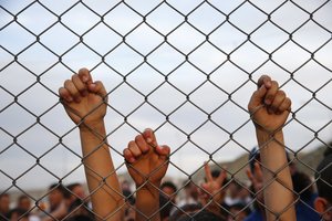 Danijai skrieja kaltinimai dėl noro išsiųsti dešimtis pabėgėlių vaikų į Siriją: tikina, kad sukurs pavojinga precedentą