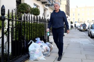 Bedarbiu ilgai nebuvo: iš „Tottenham Hotspur“ atleistas J. Mourinho surado naują darbovietę