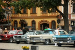 Istorinių automobilių klubas „Seni kibirai“ kviečia į devintojo sezono atidarymą: ką svečiai galės pamatyti ir išgirsti