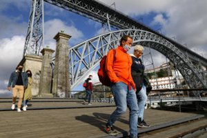 Portugalija pasiruošė priimti turistus iš daugybės šalių, bet Lietuvai teks palaukti