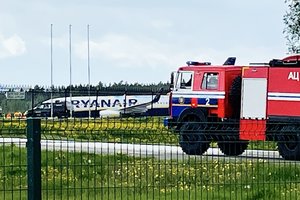Baltarusijos opozicija: režimas grasino numušti „Ryanair“ lėktuvą