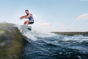 Įspūdinga žinia banglenčių sporto mylėtojams – aštrios bangos kils Kauno mariose