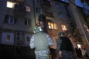 Šaudynės Rusijoje: vyras iš balkono apšaudė praeivius, sužaloti mažiausiai du žmonės