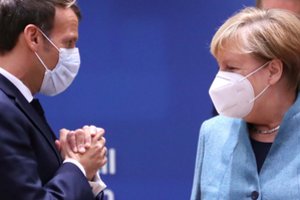 E. Macronas ir A. Merkel siekia JAV ir Danijos paaiškinimo dėl įtarimų šnipinėjimu